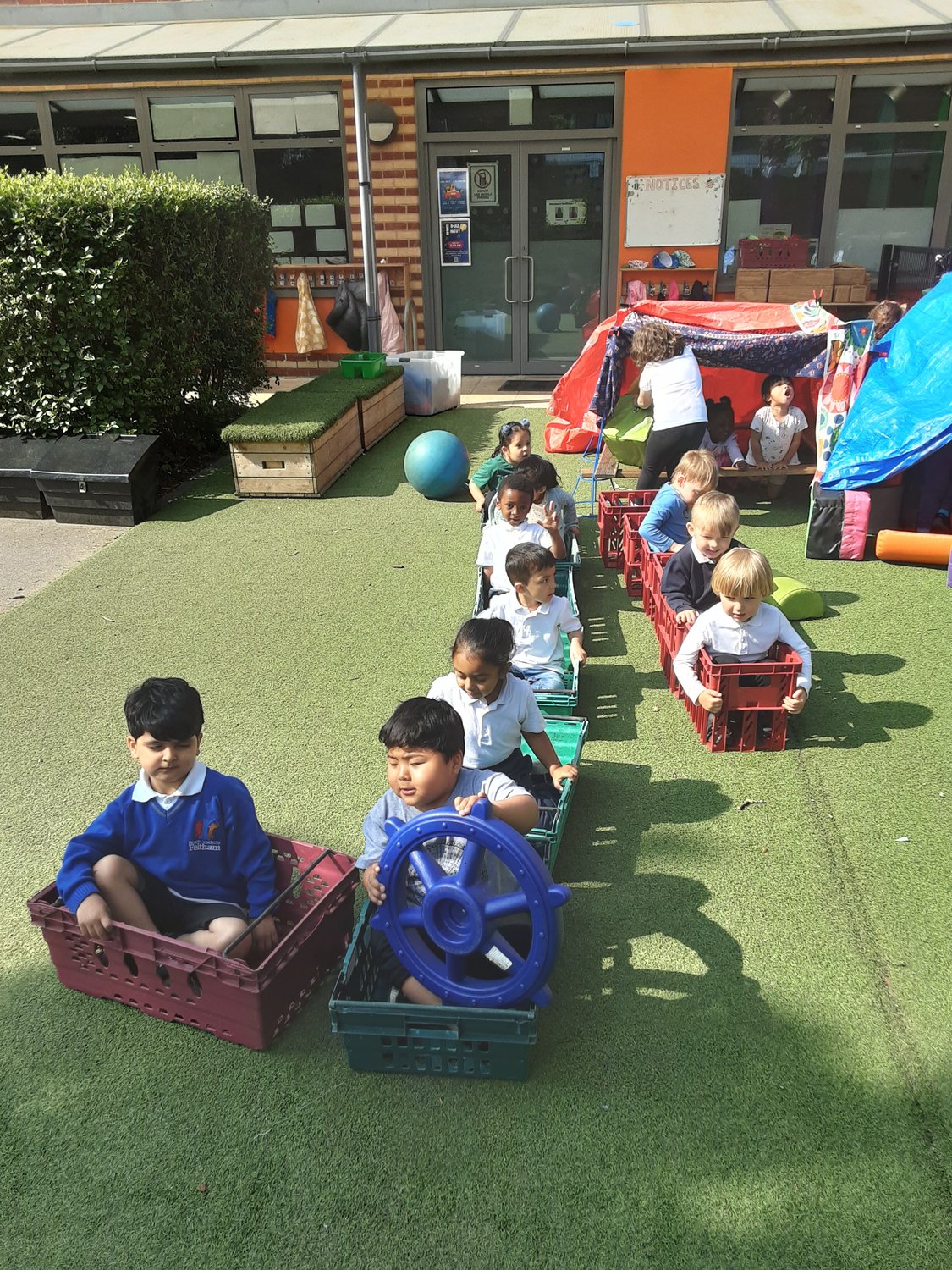 Nursery transport Nursery transport